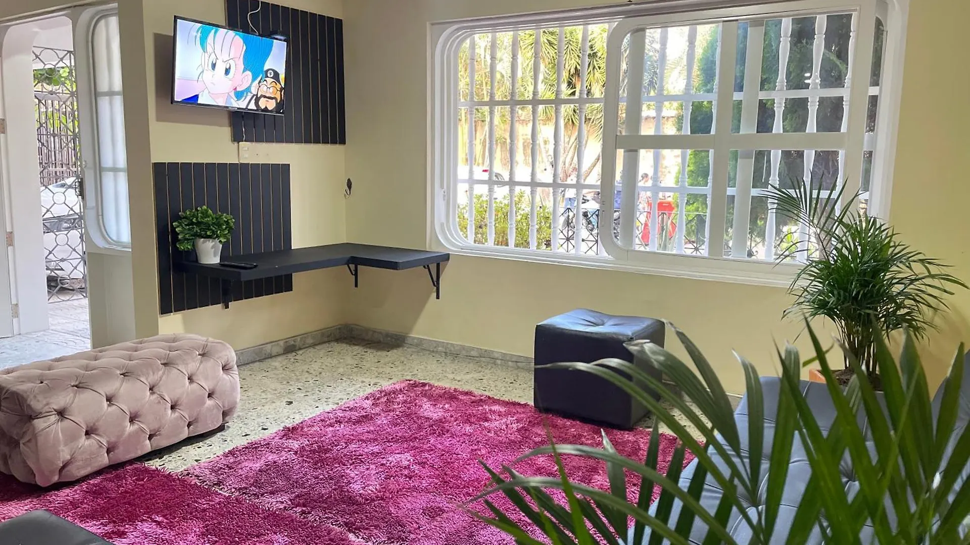 Homer Colors - Tu Hogar En Medellin Para 20 Personas Colombia