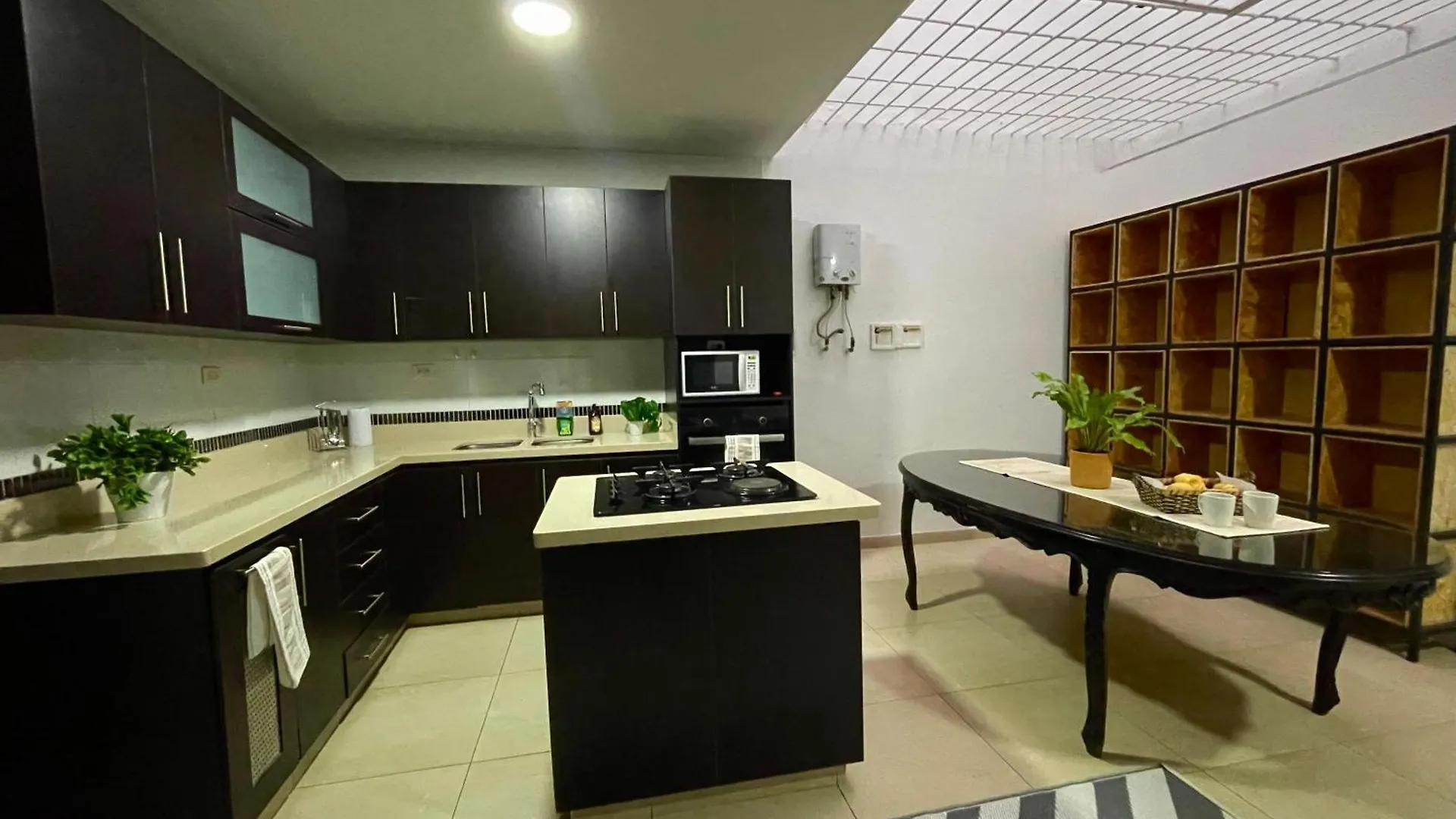 Guest house Homer Colors - Tu Hogar En Medellin Para 20 Personas Colombia