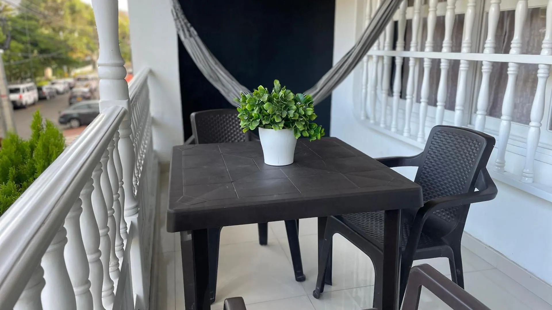 Homer Colors - Tu Hogar En Medellin Para 20 Personas Guest house