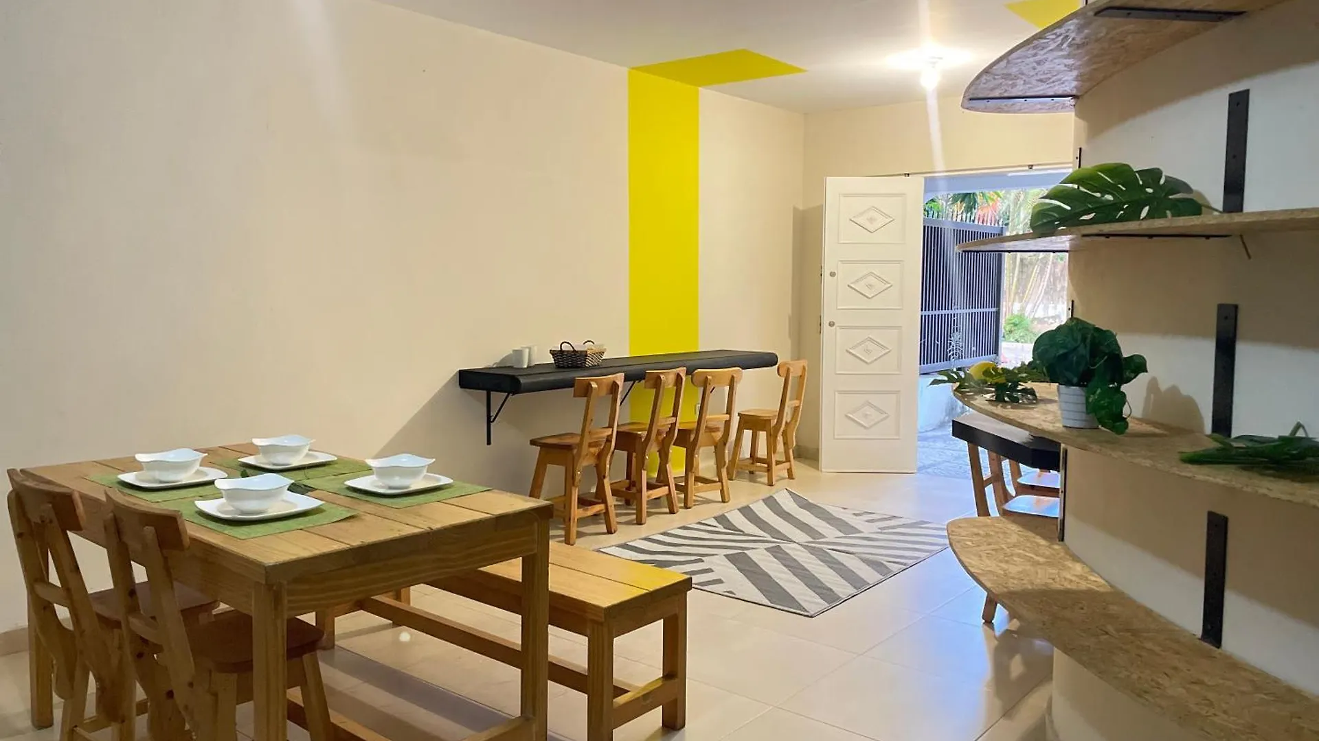 Homer Colors - Tu Hogar En Medellin Para 20 Personas